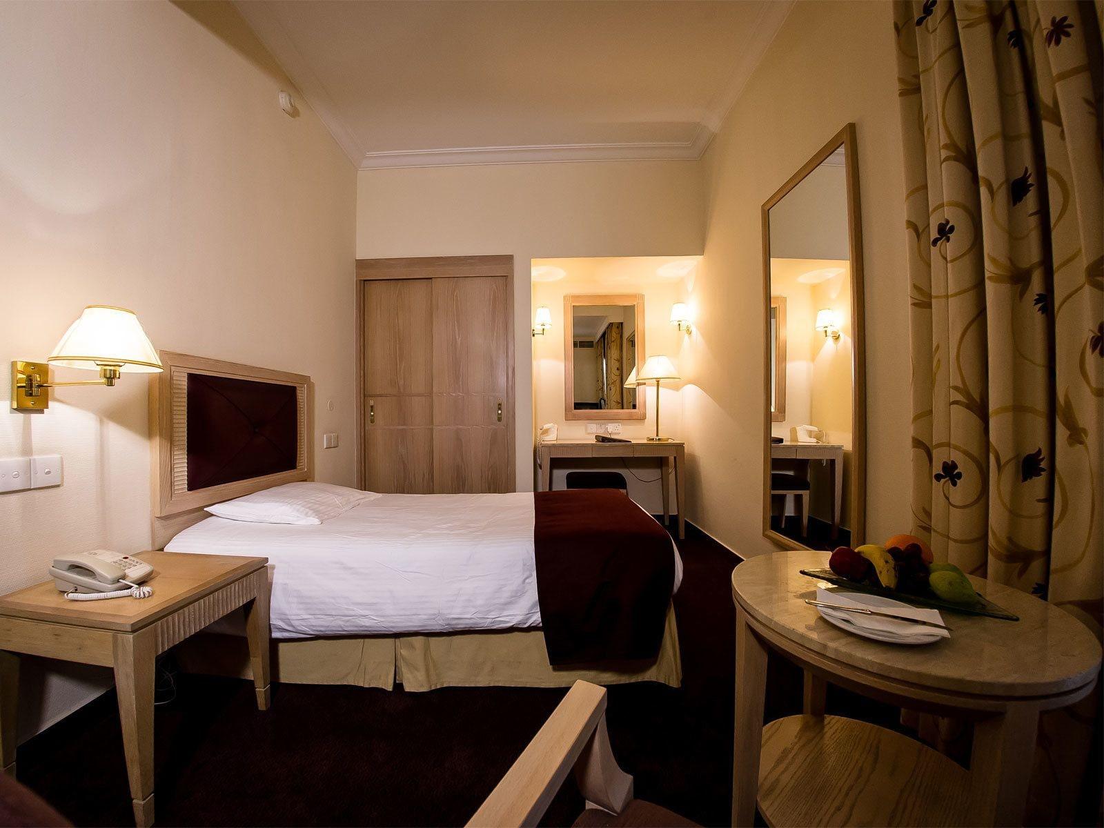 Curium Palace Hotel Lemesós Eksteriør bilde
