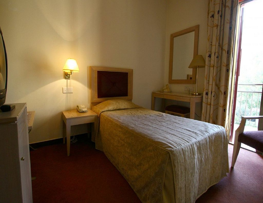 Curium Palace Hotel Lemesós Eksteriør bilde