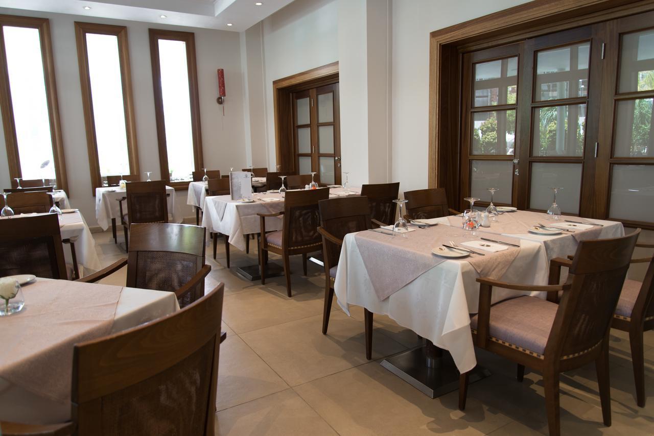 Curium Palace Hotel Lemesós Eksteriør bilde